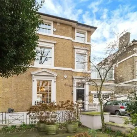 Rent this 1 bed apartment on 19 Warwick Avenue in London, W9 1AB