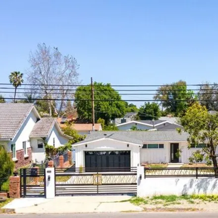Rent this 4 bed house on Alley 86138 in Los Angeles, CA 91423