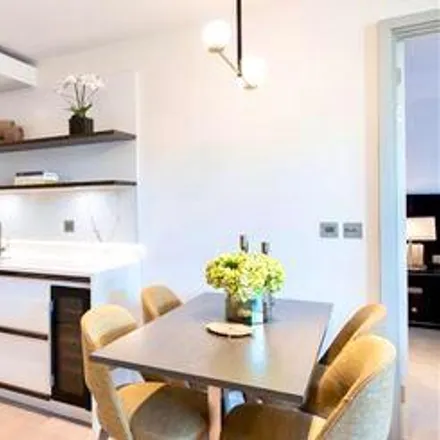 Image 2 - Garrett Mensions, Edgware Road, London, W2 1EA, United Kingdom - Apartment for rent