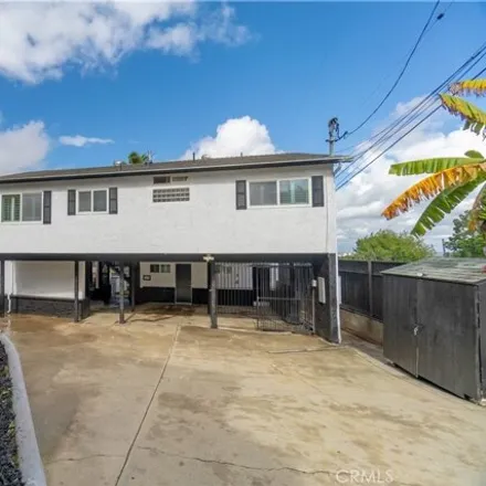 Image 3 - 2053 264th Street, Harbor Hills, Lomita, CA 90717, USA - Apartment for sale