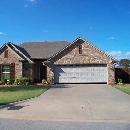 Buy this 4 bed house on 5605 Thomas Road in Fort Smith, AR 72916