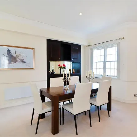 Image 2 - The Manor, 4-12 Davies Street, London, W1K 3HY, United Kingdom - Apartment for rent