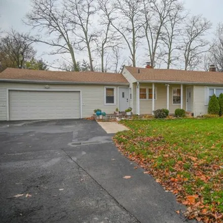 Buy this 3 bed house on 214 6th Street in Wheeling, IL 60090
