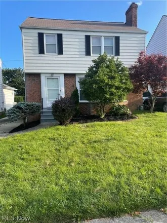 Rent this 3 bed house on 4483 Baintree Road in University Heights, OH 44118