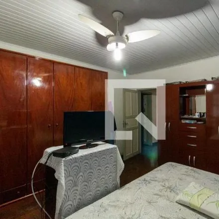 Rent this 6 bed house on Rua Marselha 1180 in Jaguaré, São Paulo - SP