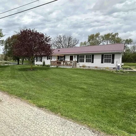 Image 3 - 10698 B Drive, Noble County, IN 46755, USA - House for sale