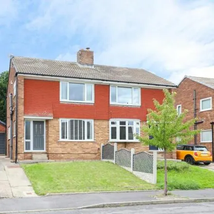 Buy this 3 bed duplex on Beaver Drive in Sheffield, S13 9QL