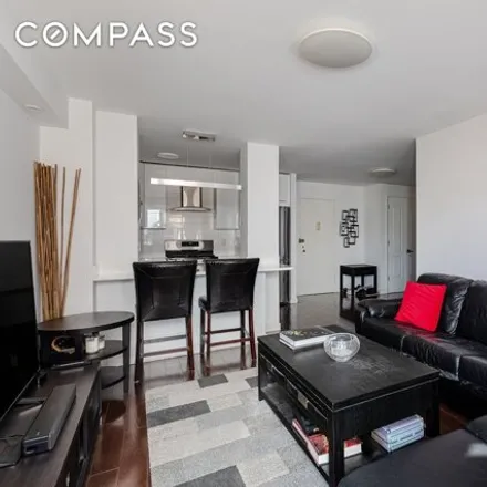 Image 3 - 155 East 38th Street, New York, NY 10016, USA - Condo for sale