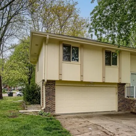 Buy this 3 bed house on Ohio Circle in Omaha, NE 68164