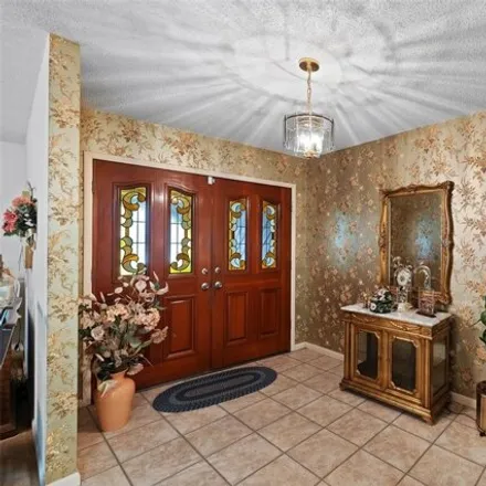 Image 4 - 11095 Theresa Arbor Drive, Temple Terrace, FL 33617, USA - House for sale