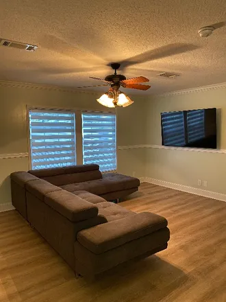 Rent this 1 bed room on Palm Beach Gardens