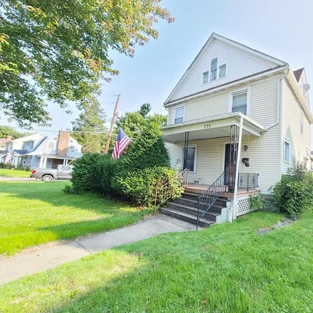 Buy this 3 bed house on 775 Maple Avenue in City of Elmira, NY 14904