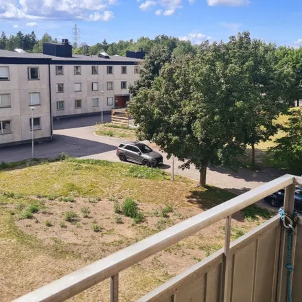 Image 2 - Eriksbergsvägen 1-5, 191 41 Sollentuna kommun, Sweden - Apartment for rent