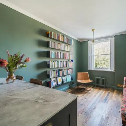 Image 1 - 95 Brondesbury Road, London, NW6 6BX, United Kingdom - Apartment for sale
