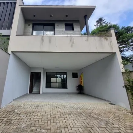 Rent this 3 bed house on Rua Recreativa Antártica 245 in América, Joinville - SC