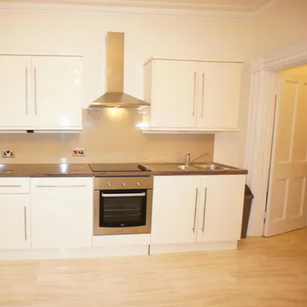 Image 3 - Cranmere, Cheltenham Road, Bristol, BS6 5RH, United Kingdom - Apartment for rent