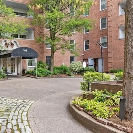 Buy this 2 bed condo on 269 South Oak Hill Road in O'Hara Township, Allegheny County