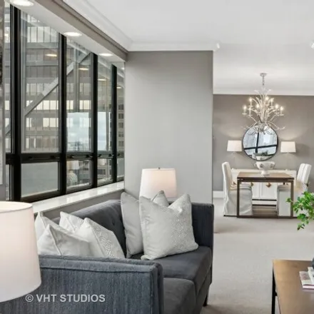 Image 5 - Water Tower Place, 845 North Michigan Avenue, Chicago, IL 60611, USA - Condo for sale