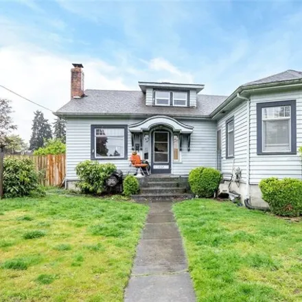 Buy this 3 bed house on 1466 South 56th Street in Tacoma, WA 98408