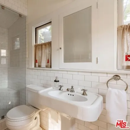 Image 9 - 159 South Norton Avenue, Los Angeles, CA 90004, USA - House for sale