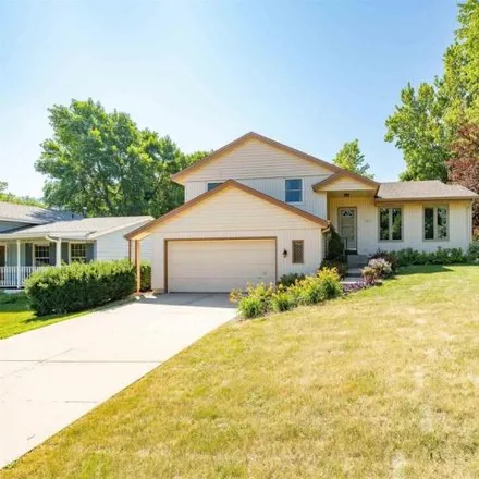 Buy this 3 bed house on 4412 South Glenview Road in Sioux Falls, SD 57103