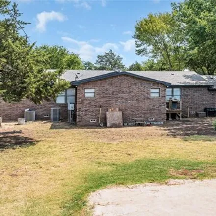 Image 5 - 1246 North Pine Street, Waurika, Jefferson County, OK 73573, USA - Apartment for sale