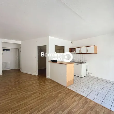 Image 4 - SUAPS - Complexe sportif, Rue de la Grandière, 29200 Brest, France - Apartment for rent