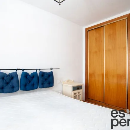 Rent this 4 bed apartment on BitBase - Cajero Bitcoin in Calle Cruz Conde, 14008 Córdoba