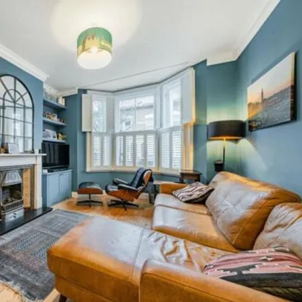 Image 2 - Sheldon Road, London, NW2 3BE, United Kingdom - Townhouse for sale