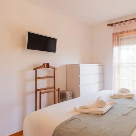 Rent this 3 bed apartment on Rua Ivone Silva in 4454-509 Matosinhos, Portugal