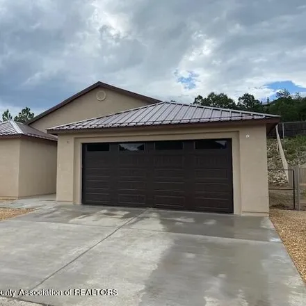 Buy this 3 bed house on Ruidoso Reservoir in Gavilan Canyon Road, Hollywood