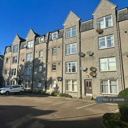 Rent this 2 bed apartment on Mountview Gardens in Aberdeen City, AB25 2RT