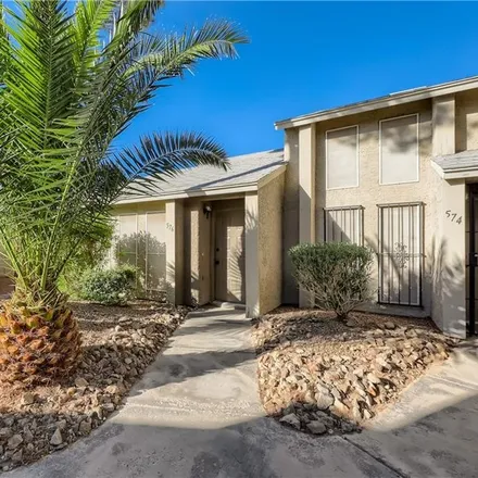 Image 2 - 576 Sellers Place, Sierra Vista Addition, Henderson, NV 89011, USA - Townhouse for sale