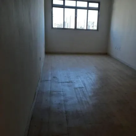 Rent this 3 bed apartment on Mega Polo Comercial e Industrial Ltda. in Rua Abaúna 380, Moinho Velho