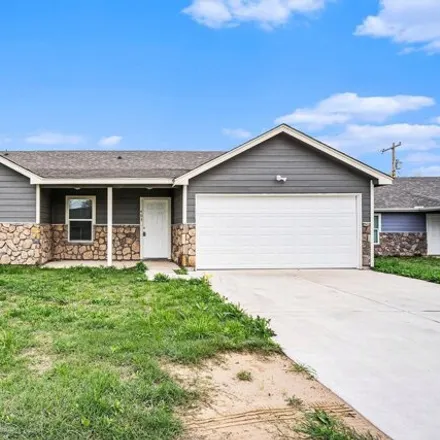 Rent this 3 bed house on 637 South Cleburne Whitney Road in Rio Vista, Johnson County