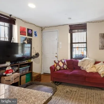 Image 6 - 2105 Christian Street, Philadelphia, PA 19146, USA - Apartment for rent