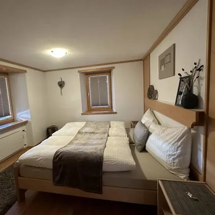 Rent this 3 bed apartment on 3910 Saas-Grund