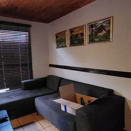 Rent this 3 bed apartment on Ridge Avenue in Hoëveldpark, eMalahleni
