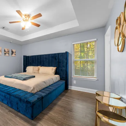 Rent this 3 bed room on Atlanta in Hammond Park, GA