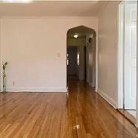 Image 7 - 136-07 59th Avenue, New York, NY 11355, USA - Apartment for rent