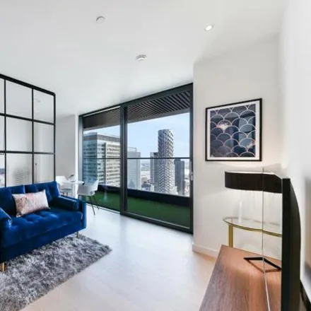 Buy this studio loft on Bagshaw Building (Wardian East) in 1 Wards Place, Canary Wharf