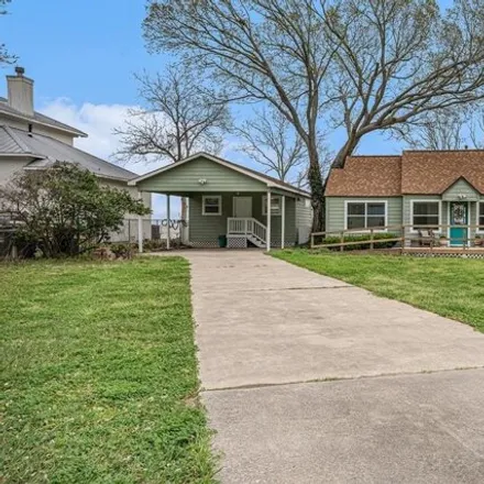 Image 2 - 3827 Bayshore Drive, Clifton Beach, Bacliff, TX 77518, USA - House for sale