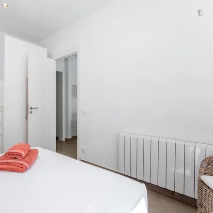 Image 5 - Frankfurt Monfort, Carrer de Pi i Margall, 15, 08001 Barcelona, Spain - Room for rent