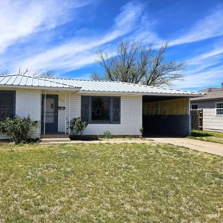 Buy this 2 bed house on 2265 North Williston Street in Pampa, TX 79065