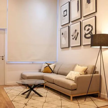 Image 3 - Calle Mantuano, 34, 28002 Madrid, Spain - Apartment for rent