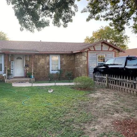 Buy this 3 bed house on 1332 Chestnut Street in Abilene, TX 79602