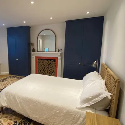 Rent this 1 bed apartment on London in SW4 7RJ, United Kingdom