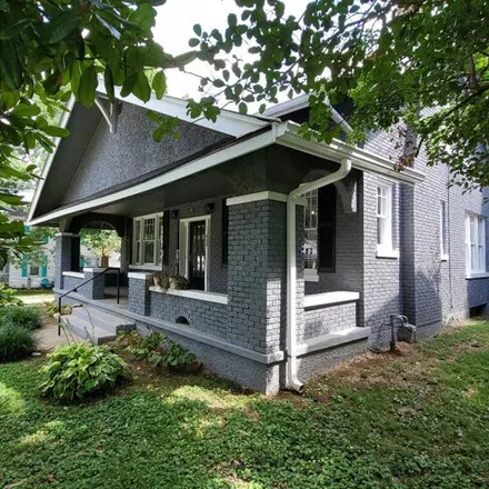 Buy this 4 bed house on 203 Battle Grove Avenue in Cynthiana, KY 41031