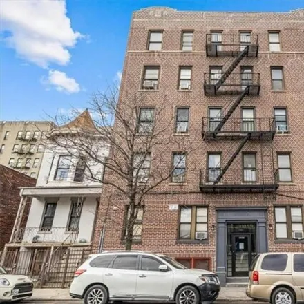 Buy this studio apartment on 1383 Plimpton Ave Apt 5b in New York, 10452