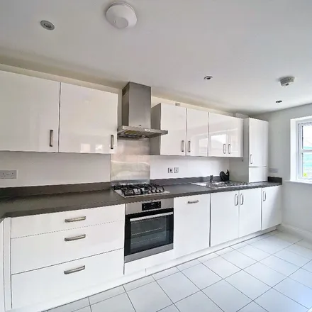 Rent this 2 bed apartment on Willow Way in Sherfield on Loddon, RG27 0DU